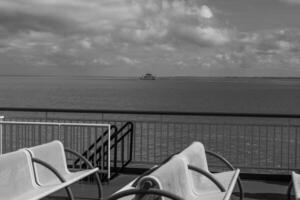 de dorp van nes Aan ameland eiland in de Nederland foto