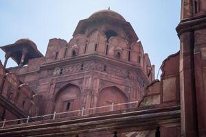 bouwkundig details van lal qila - rood fort gelegen in oud Delhi, Indië, visie binnen Delhi rood fort de beroemd Indisch oriëntatiepunten foto