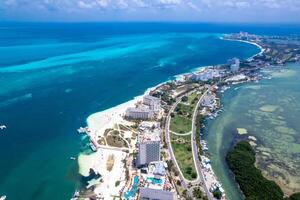 antenne visie van Cancun hotel zone, Mexico foto