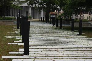 voetganger pad in een park. foto