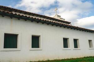 santuario diocesaan nossa senhora. oud kerk Aan top van de monte gezaagd. santos, Brazilië. april 3 2024. foto