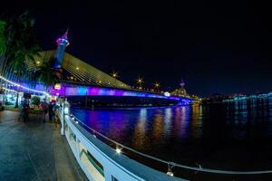 mooi licht Aan de brug foto