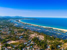 antenne visie van O lening lagune in zonsondergang, phu yen provincie, Vietnam foto