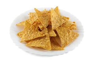 keramisch kom van Mexicaans nacho's chips geïsoleerd Aan wit achtergrond foto
