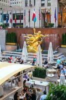 New York City, Verenigde Staten - 21 juni 2016. Prometheus standbeeld op Rockefeller Center in New York City foto