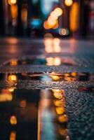 een straat Bij nacht met lichten en reflecties foto