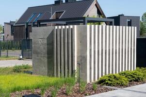 beton barrière decoratief muur foto