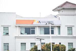 bank mega is een van de grootste banken in Indonesië. Jakarta, Indonesië, mei 1, 2024 foto