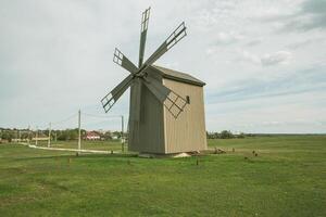 landschap met mooi natuur in de dorp in de republiek van Moldavië. land leven in oostelijk Europa. foto