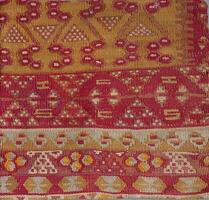 Turks kilim met natuurlijk kleuren in traditioneel patronen foto