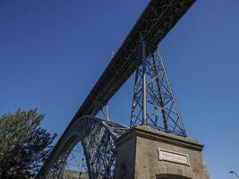 porto, Portugal een ongebruikelijk visie van luis ik brug over- douro rivier- foto