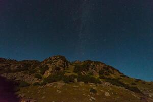 assy plateau in tien-shan berg Kazachstan foto