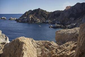 natuurlijke baai in het zuiden van Sardinië foto