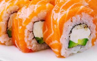 sushi rollen Philadelphia met Zalm foto