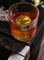alcoholisch negroni cocktail top visie foto