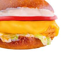 Amerikaans kaas kip hamburger met vers salade foto