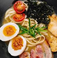 traditioneel Japans ramen noodle soep foto