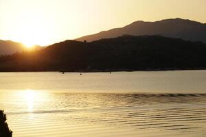 zonsopkomst in lefkas, Griekenland foto