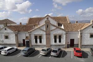 bezienswaardigheden bekijken in periana, Malaga, Spanje foto