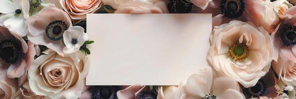 bloemen panorama met blanco ruimte voor Op maat berichten foto