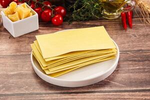 Italiaans keuken - droog lasagne lakens foto