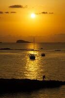 ibiza mooi zonsondergang in cala conta, Ibiza, dichtbij san antonio foto
