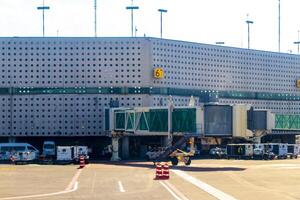 Mexico stad Mexico 2021 vliegtuig Bij de luchthaven gebouw en landingsbaan Mexico stad Mexico. foto