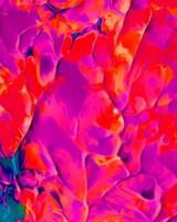 achtergrondontwerp van geschilderde acrylolieverf vloeibare vloeibare kleur paars en roze met creativiteit en moderne kunstwerken foto