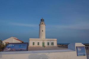 formentera, spanje 2021 - la mola vuurtoren, gebouwd in 1961 foto