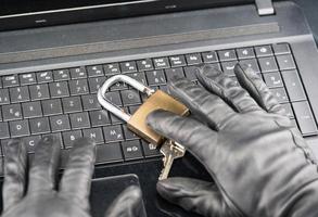 cybercriminaliteit uw systeem is gehackt foto