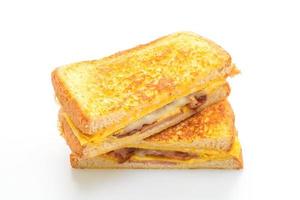 French toast ham bacon cheese sandwich met ei foto