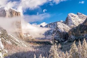 Yosemite nationaal park in de winter foto