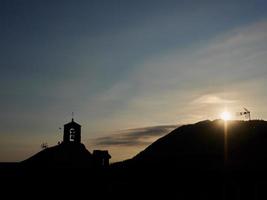 uitzicht op het dorp anahuir, spanje foto