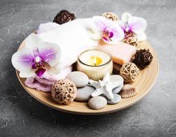 spa-concept met orchideebloemen foto