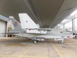 koninklijk thais luchtmachtmuseum bangkokthailand18 augustus 2018 de buitenkant van het vliegtuig heeft veel grote vliegtuigen. nader te leren. op 18 augustus 2018 in thailand. foto