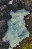 barnafossar-waterval in ijsland foto