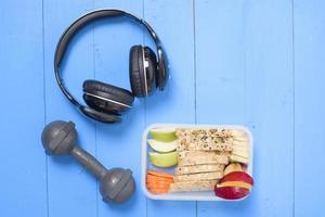 dieetvoeding voor gezond eten op witte houten achtergrond foto