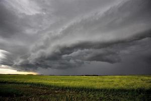 prairie onweerswolken canada foto