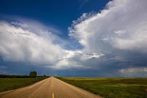 prairie onweerswolken canada foto