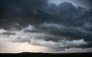 prairie onweerswolken canada foto