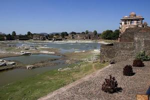 munja tank en jahaz mahal foto