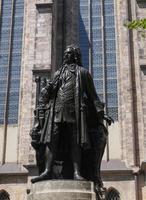 neues bach denkmal foto