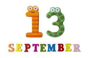 13 september, op een witte achtergrond, de letters en cijfers. foto