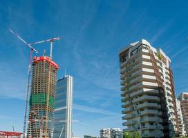 Milaan Italië 2016 nieuwbouw district drie torens gewijd aan directionele foto