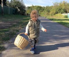 mooie babyjongen met kindgezicht poseren fotograaf foto