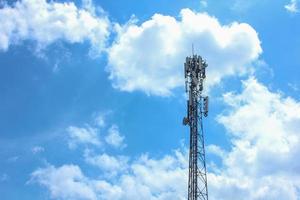 internet toren mobiele telefoon zendmast foto