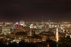 panoramische foto montreal stad nacht foto