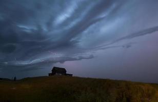 onweerswolken saskatchewan bliksem foto