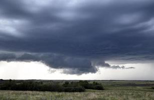 storm wolken saskatchewan foto