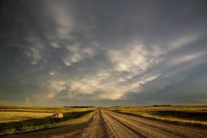 storm wolken saskatchewan foto